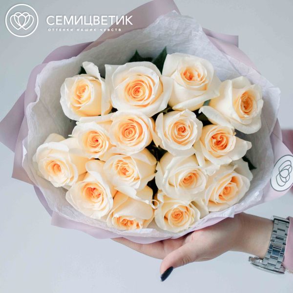 Букет из 15 кремовых роз Creme de la Creme 50 см (Эквадор)