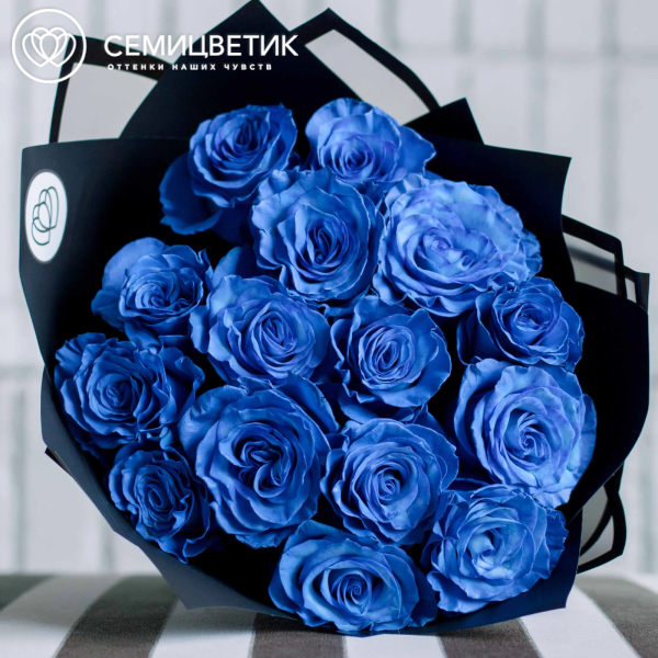 Букет из 15 синих роз 60 см (Эквадор) в упаковке