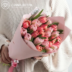 Букет из 25 розовых и нежно-розовых пионовидных тюльпанов