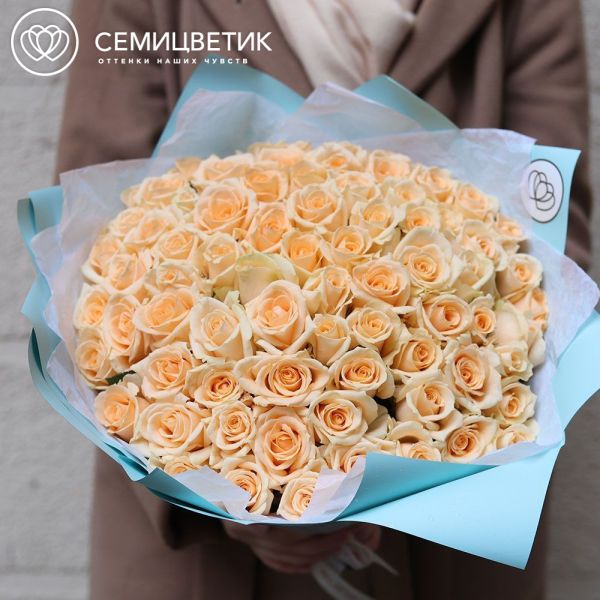 Букет из 75 кремовых роз 40 см (Россия)