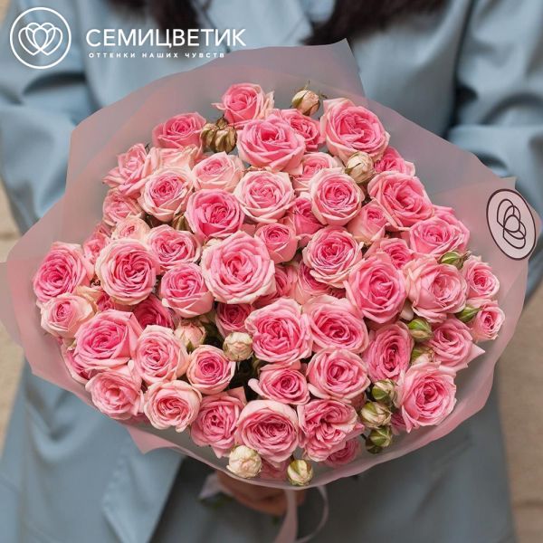 Букет из 15 кустовых пионовидных розовых роз 50 см (Россия)