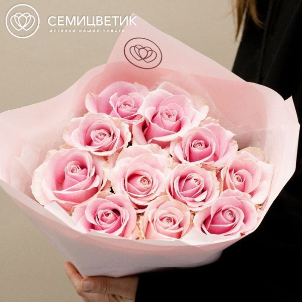 Букет из 11 розовых роз 70 см (Россия)