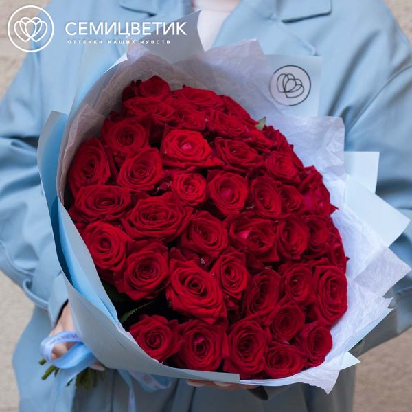 Букет из 45 красных роз 35-40 см (Россия)