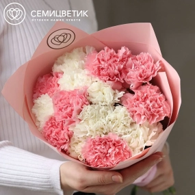 Букет из 15 белых и розовых гвоздик