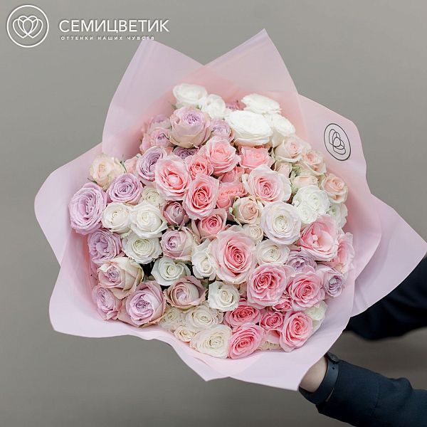25 кустовых роз 40 см микс в нежных тонах (Эквадор) в дизайнерской упаковке ZL