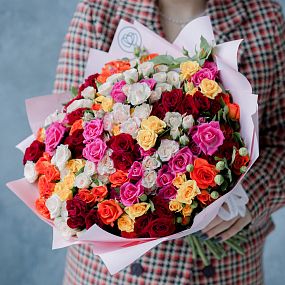Букет из 51 кустовой розы 40 см микс (Кения)
