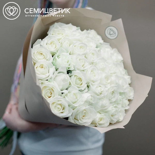 Букет из 51 белой розы 70 см (Россия)
