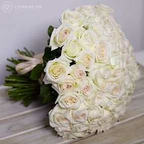 Букет из 101 белой пионовидной розы White O'Hara 40 см 