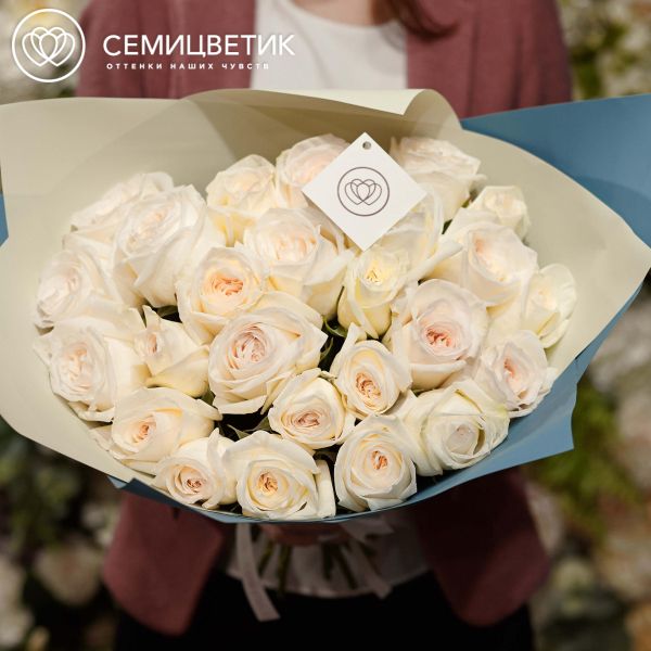 Букет из 25 белых пионовидных роз White O'Hara 40 см