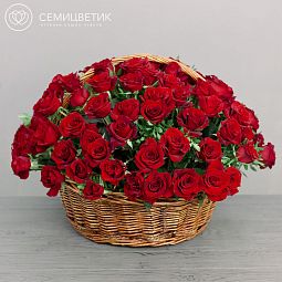 Композиция из 101 красной с темной каймой розы Магия (Россия) в корзине