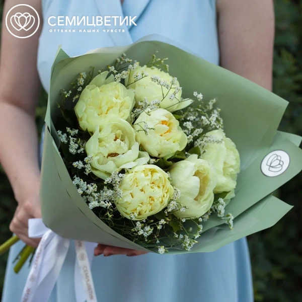 Букет из 7 лимонных пионов Lemon Chiffon Premium с лимониумом