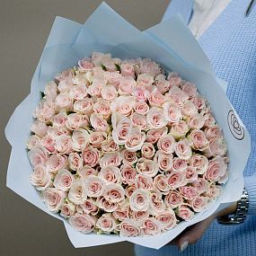 Букет из 101 нежно-розовой розы 30 см (Кения)
