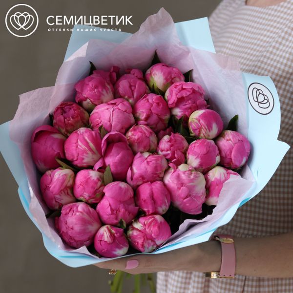 Букет из 25 ярко-розовых пионов Flemming Premium