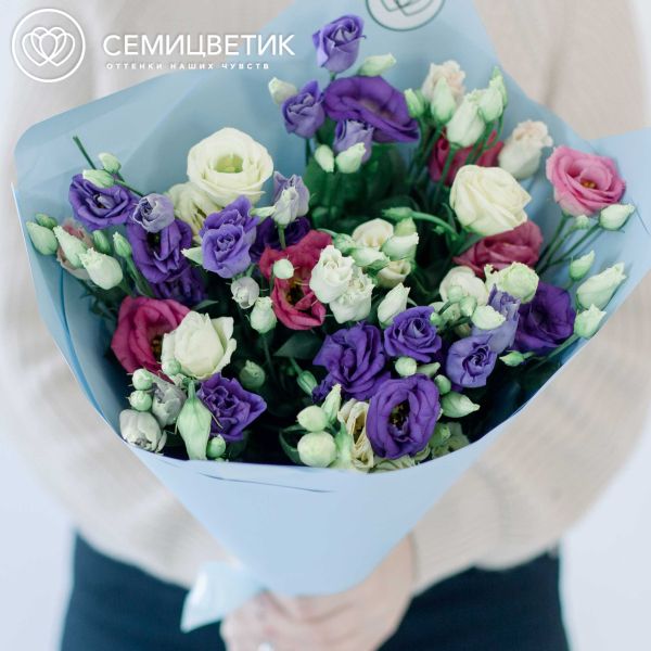 Букет из 15 лизиантусов микс