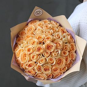 Букет из 51 кремовой розы 40 см (Россия)