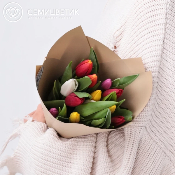 Букет из 15 тюльпанов микс 30 см