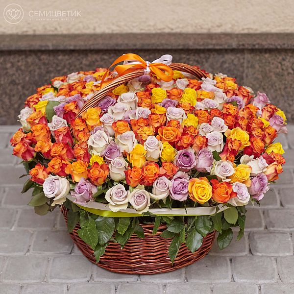 Корзина из 201 розы Premium микс 40 см (Кения)