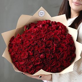 Шикарный букет  из 101 красной розы 40 см (Кения)