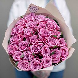 Букет из 25 розовых роз 80 см (Россия)
