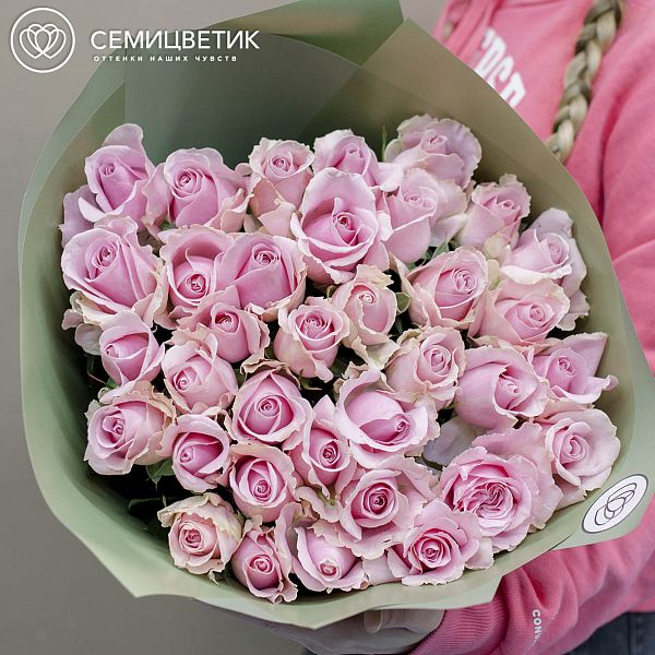 Букет из 35 розовых роз Аква 70 см (Россия)