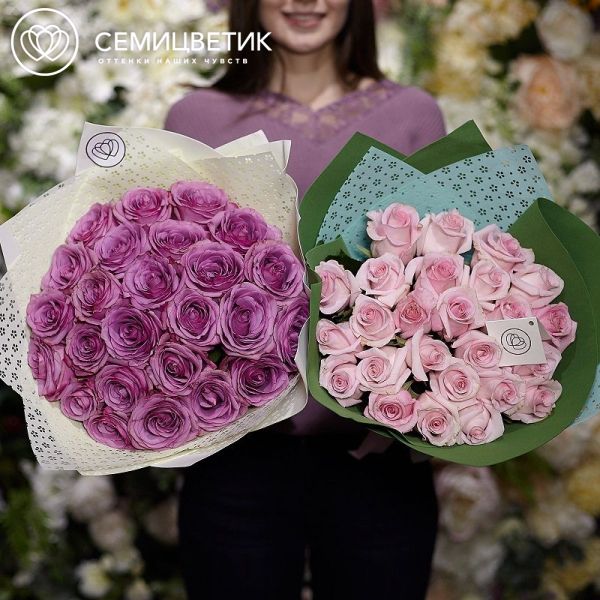 Букет из 25 розовых роз Jessika 50 см (Эквадор) в зеленой пленке
