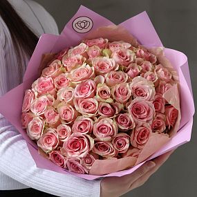 Букет из 51 нежно-розовой розы 35 см (Кения)