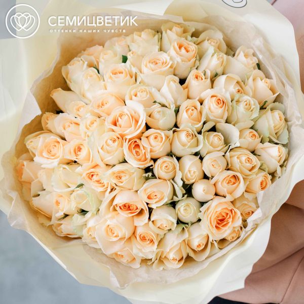 Букет из 65 персиковых роз 40 см (Кения)