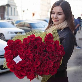 Букет из 51 красной розы Freedom 100 см (Эквадор)