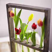 Деревянная рамка с тюльпанами микс
