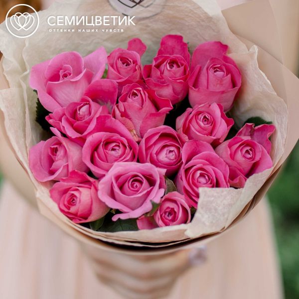 Букет из 15 розовых роз 40 см (Кения)