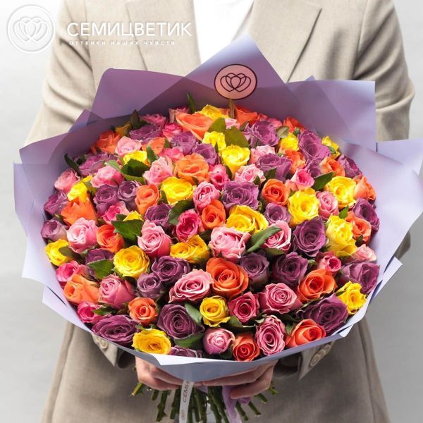 Букет из 101 розы микс 40-50 см  (Кения) в сиреневой пленке