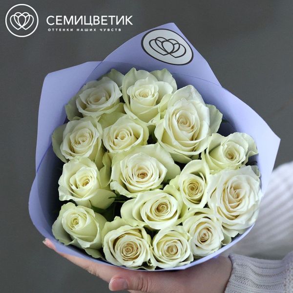 Букет из 15 белых роз 40 см (Кения)
