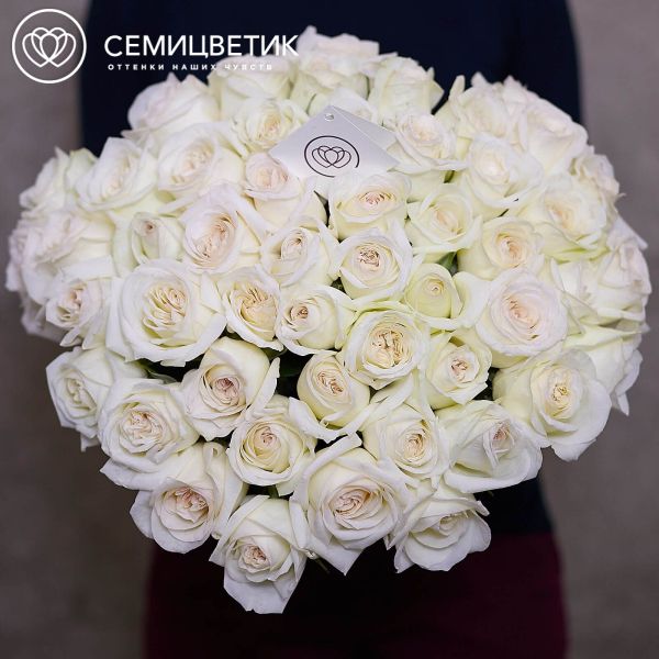 Букет из 51 белой пионовидной розы White O'Hara 40 см