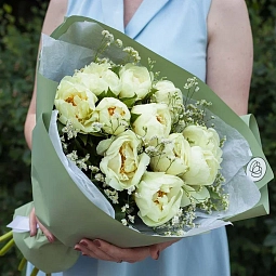 Букет из 11 лимонных пионов Lemon Chiffon Premium с лимониумом