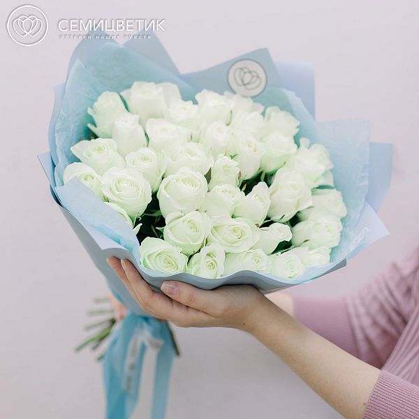 35 белых роз (Кения) 40 см Premium