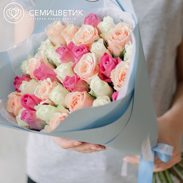 Букет из 35 роз 40 см нежный микс (Кения)