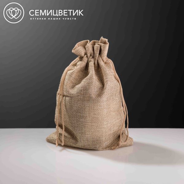 Свеча ароматическая Feeels Роза в шампанском 200 мл