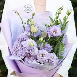 Букет цветов для жены  из 11 сиреневых лизиантусов Premium