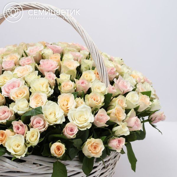 Композиция из 201 розы нежний микс (Кения) в корзине