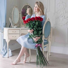 Букет из 25 красных роз Freedom 100 см (Эквадор)