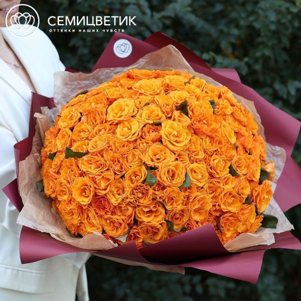 Букет из 151 оранжевой розы 35-40 см (Россия)