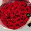 Букет из 25 красных с темной каймой роз (Россия) 40 см