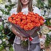 Оранжево-красные розы Orange Crush 40 см (Эквадор)