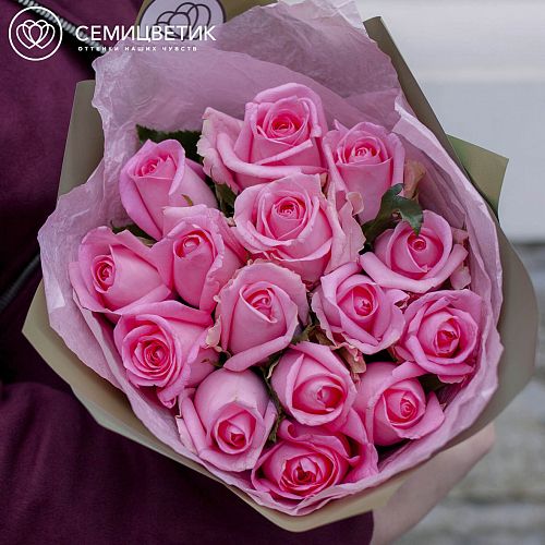 15 розовых роз (Россия) 40 см Аква