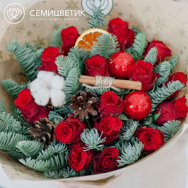 Букет из 15 красных роз 40 см (Кения) с елью, корицей и шишками в крафте