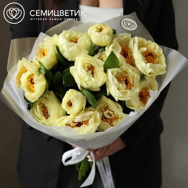 Букет из 15 лимонных пионов Lemon Chiffon Premium
