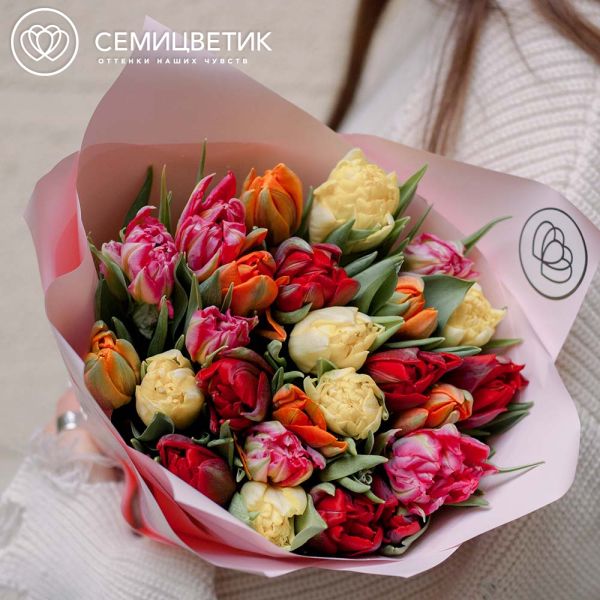 Букет из 25 пионовидных тюльпанов микс в розовой пленке