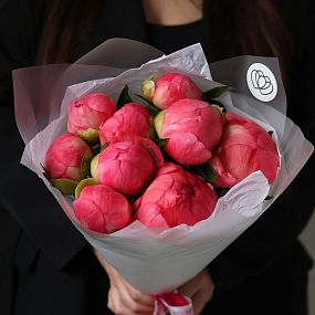Букет из 9 коралловых пионов Coral Sunset Premium