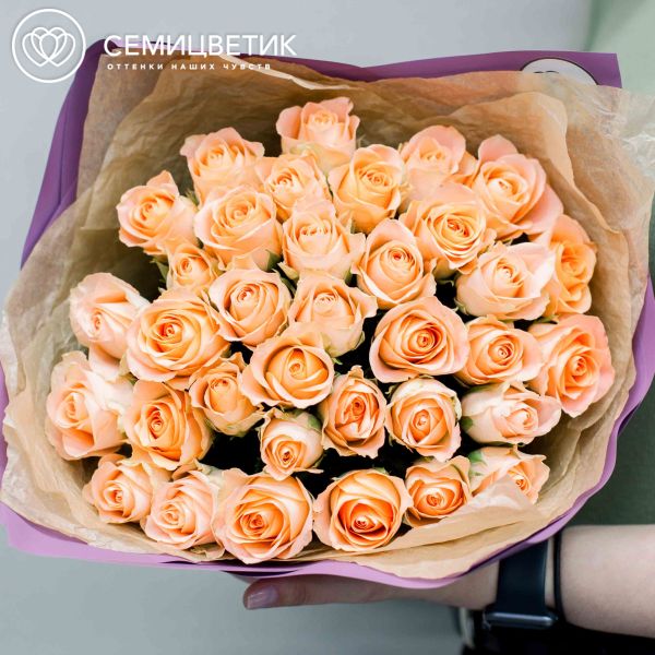 Букет из 35 персиковых роз 40 см (Кения)