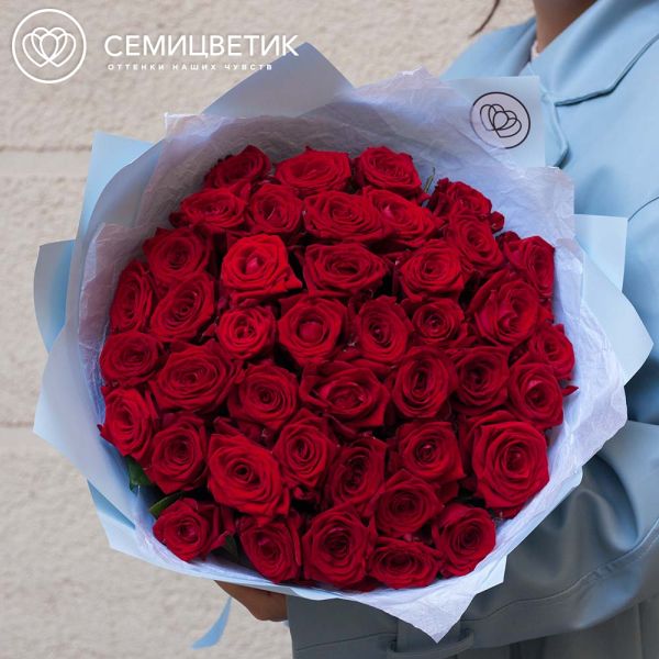 Букет из 45 красных роз 35-40 см (Россия)